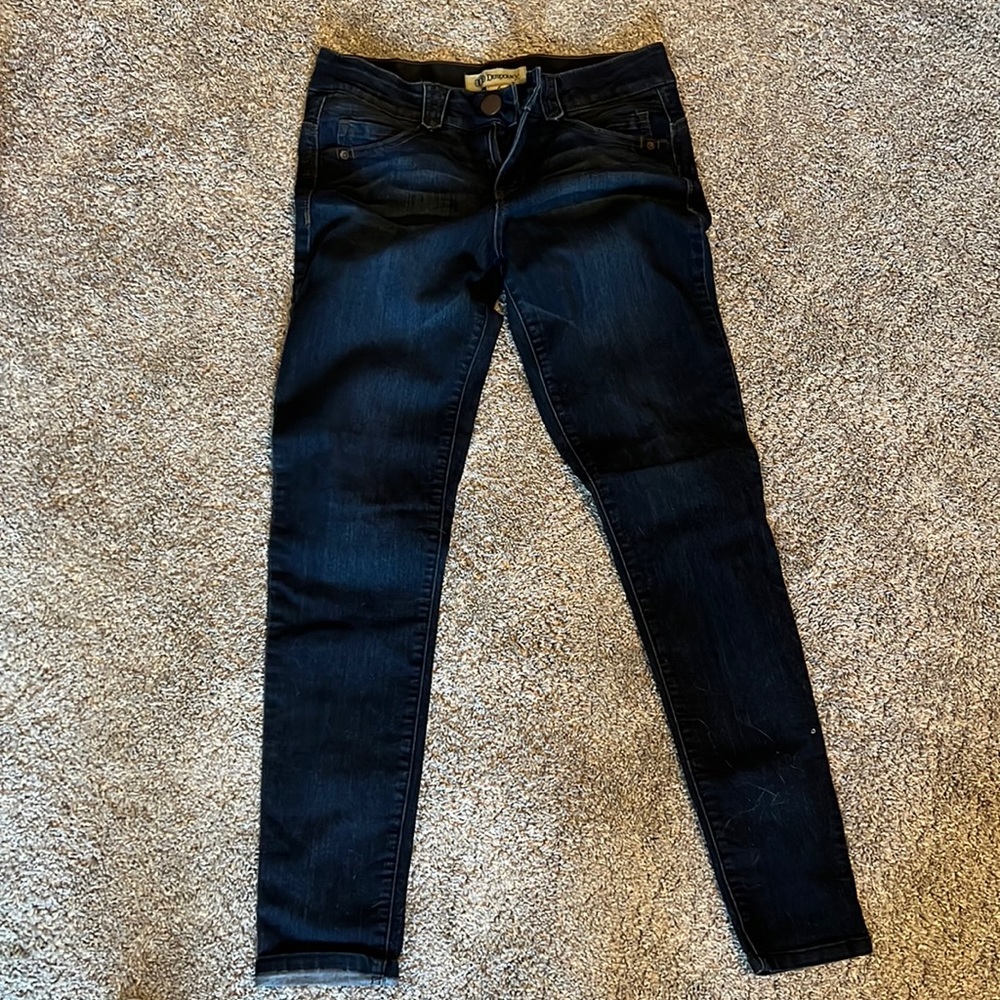 Democracy Absolution size 6